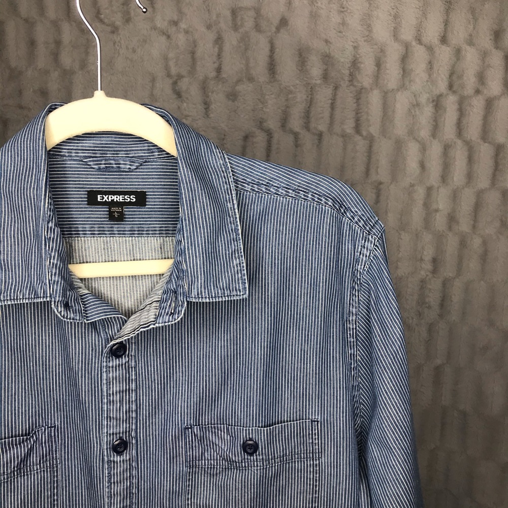 Express Men’s Striped Long Sleeve Button Up Shirt